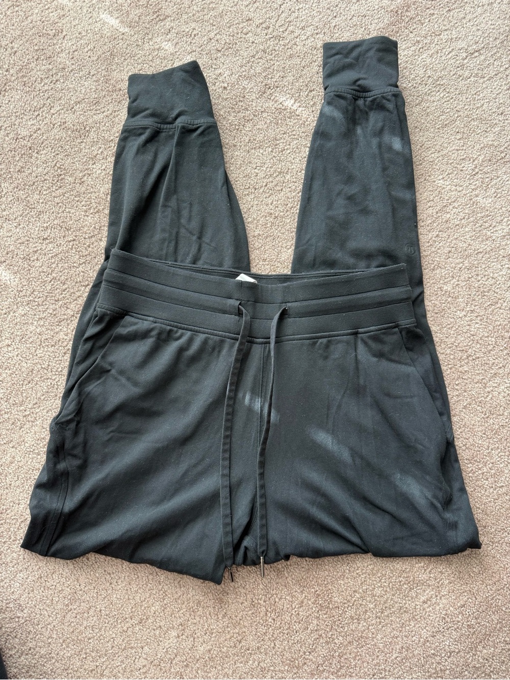 Lululemon Black Ready to Rulu Joggers - Size 6